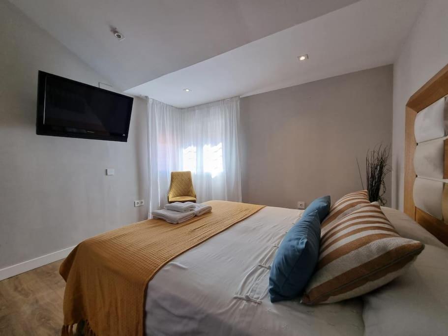 Casa Familiar En *