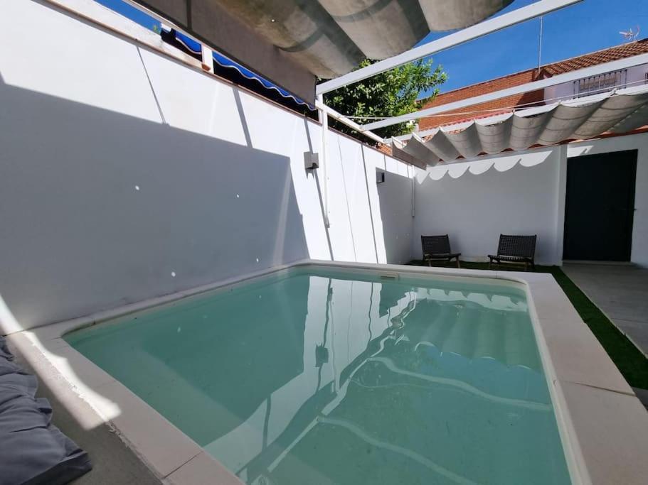 Casa Familiar En * Seville